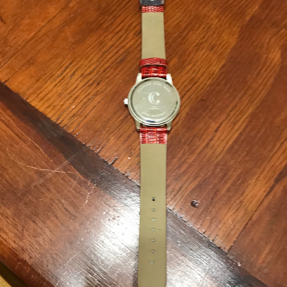 Watch - Picture 4 of 5